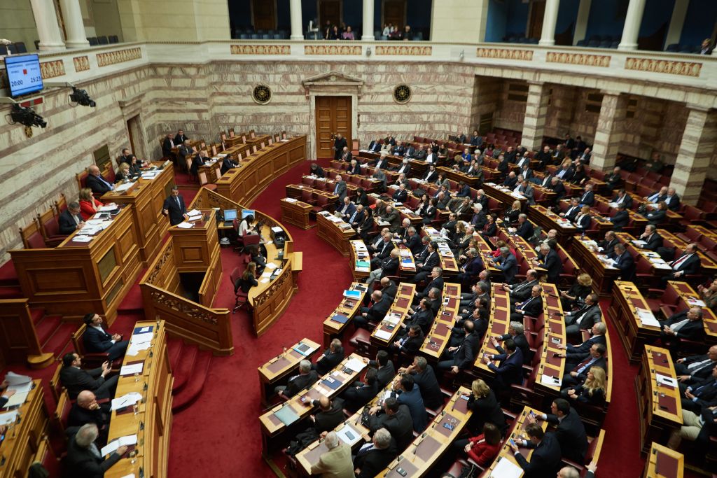 Ερευνα: Το 92% των νέων στην Ελλάδα δεν εμπιστεύονται την πολιτική