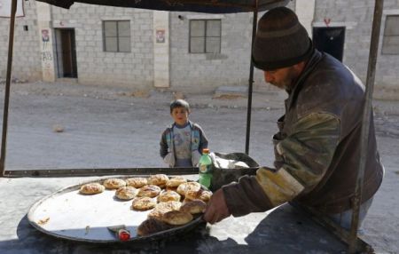 Οι σουνίτες φεύγουν, το σιιτικό τόξο εξαπλώνεται στη Συρία