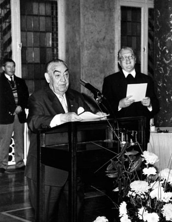 Ο έλληνας τραγουδιστής του Αουσβιτς