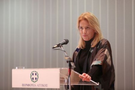 Μπικίνι, γιαούρτια και δικαστήρια εν όψει