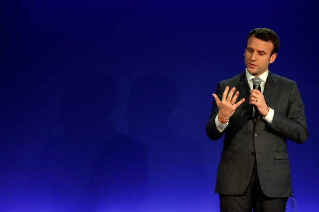 Γαλλία: Σκάνδαλα και λάσπη στον δρόμο για τις κάλπες