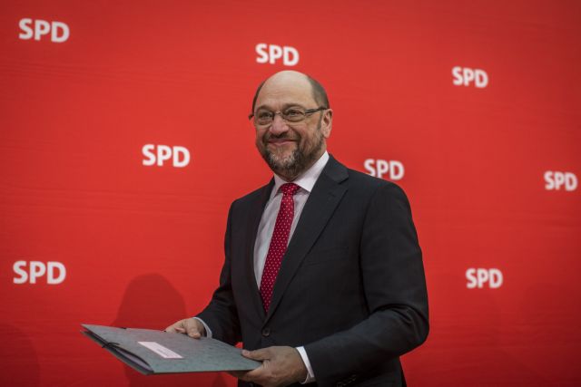 Η CDU θυμάται τα ευρωομόλογα του Σουλτς και ανοίγει «πυρ»