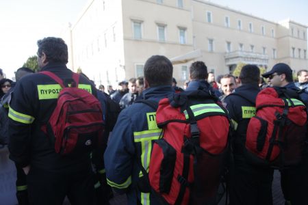 Γεροβασίλη: Στο πλήρες ωράριο οι πυροσβέστες 5ετούς θητείας