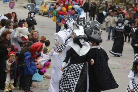 Κορυφώνονται οι αποκριάτικες εκδηλώσεις