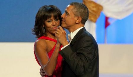 Συμβόλαιο-μαμούθ έκλεισε το ζεύγος Ομπάμα με τον εκδοτικό οίκο Penguin