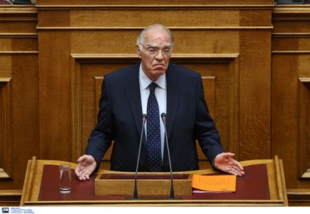 Λεβέντης: Όταν η Δημοκρατία δεν εμπνέει, τι Δημοκρατία είναι;