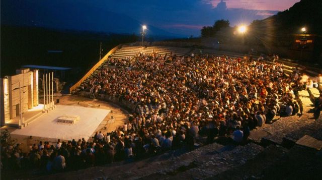 Γενέθλια στους Φιλίππους