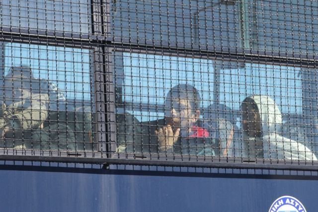 Επιχείρηση ΕΛ.ΑΣ-Λιμενικού για εξάρθρωση κυκλώματος παράνομης διακίνησης προσφύγων