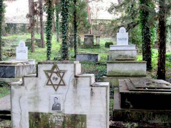 ΗΠΑ: Και τρίτο εβραϊκό νεκροταφείο στο στόχαστρο βανδάλων | tovima.gr