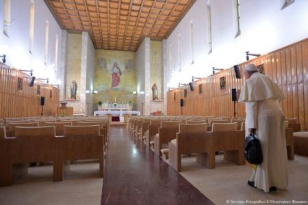 Ανοιχτό το ενδεχόμενο χειροτονίας και παντρεμένων ιερέων, σύμφωνα με τον πάπα Φραγκίσκο