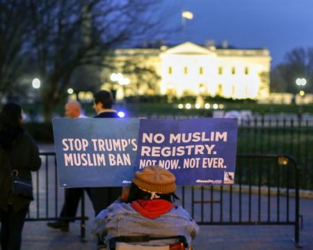 Ουάσινγκτον και Νέα Υόρκη δίνουν ξανά μάχη κατά του διατάγματος Τραμπ