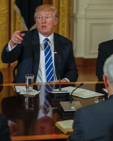 Το WikiLeaks στην υπηρεσία Τραμπ και Κρεμλίνου