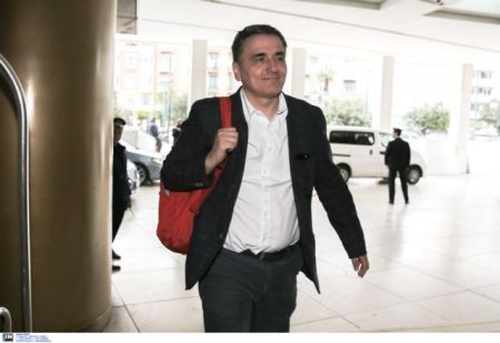 Μένει ο Ευκλείδης που… φεύγει