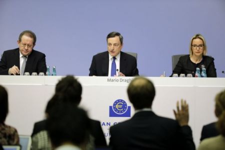 Η έξοδος και η συγκυρία των αγορών