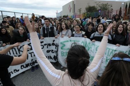 ΝΔ: Οι μαθητές εμπαίζονται κατ’ εξακολούθηση από την κυβέρνηση