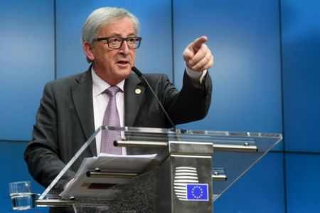 Γιούνκερ: Δεν δέχομαι τη σύγκριση των ναζί με σημερινές κυβερνήσεις