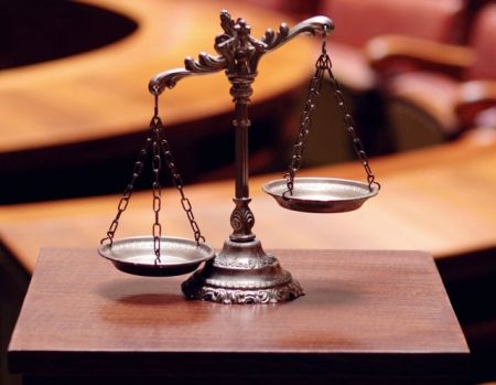 Εκδότες ante portas