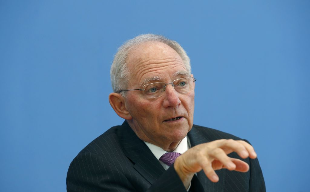 Αισιόδοξος ο Σόιμπλε για το κλείσιμο της β’ αξιολόγησης