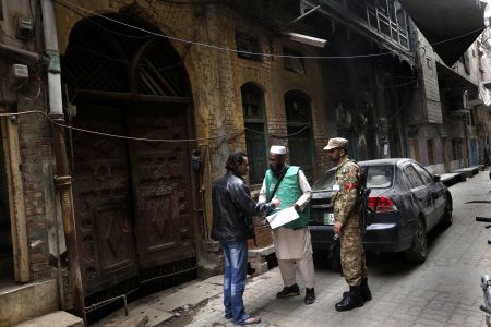 Πακιστάν: Βομβιστική επίθεση στη Λαχόρη