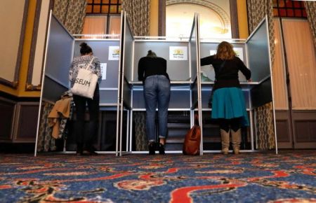 Ολλανδία: Προς δημοψήφισμα για νομιμοποίηση των παρακολουθήσεων