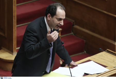 Σπίρτζης: Ώς το Πάσχα η παράδοση του οδικού αξονα Πατρών – Πύργου