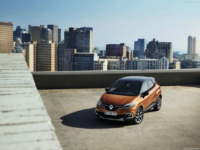 Renault Captur: Φρεσκάρισμα με χρώμα και φως