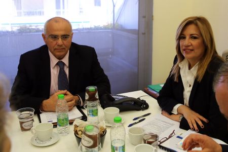 Συνάντηση Στουρνάρα-Γεννηματά για την πορεία της οικονομίας