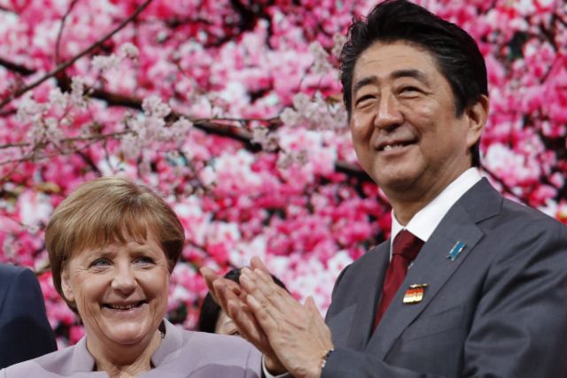 Μέρκελ: Προειδοποίηση για απαγόρευση προεκλογικών συγκεντρώσεων τούρκων πολιτικών