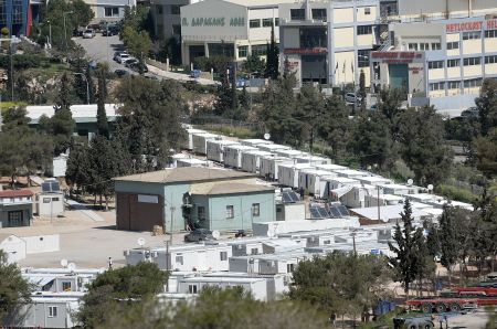 ΕΛ.ΑΣ : Ερευνα για σωματεμπορία στο hot spot της Μαλακάσας