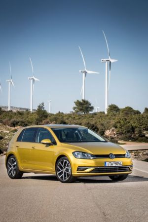 Volkswagen Golf 1.0 TSI: Με προίκα την τεχνολογία