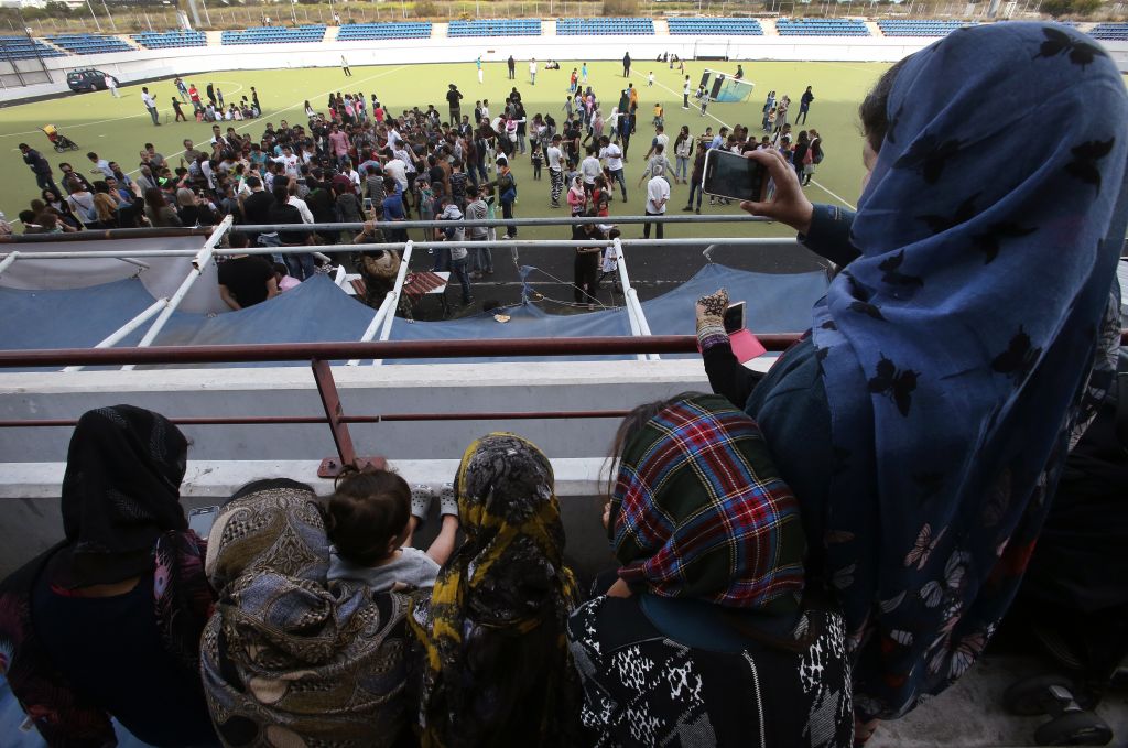 Αντίθετοι στη μετακίνησή τους στη Θήβα οι πρόσφυγες από το Ελληνικό