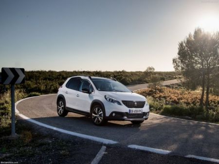Peugeot 2008 1.6 Blue HDi: Πολυτάλαντο!