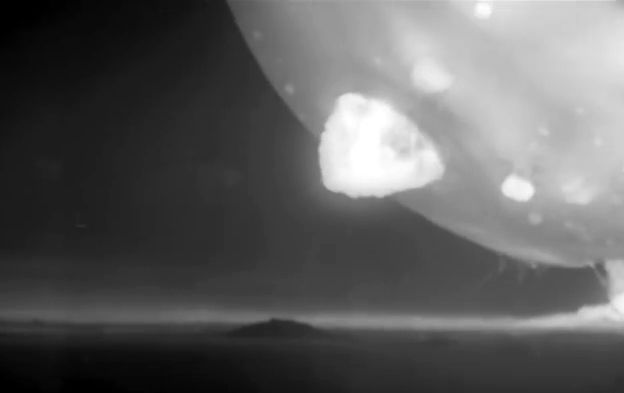 Εκατοντάδες απόρρητα βίντεο από πυρηνικές δοκιμές αναρτώνται στο YouTube