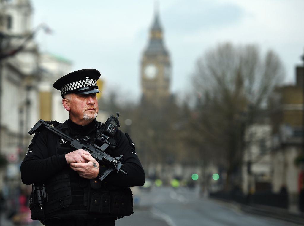 Βρετανία: Μυστικές υπηρεσίες – αστυνομία χρησιμοποιούν παιδιά