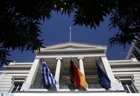 Τι υποστηρίζουν διπλωματικές πηγές για το μπλόκο σε κείμενο για την Κίνα