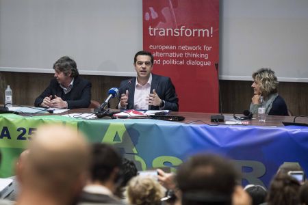 Τσίπρας: Η Αριστερά δεν θα αποδράσει υπό το βάρος της ευθύνης – Δεν θα παραδώσουμε τον λαό στους yes-man