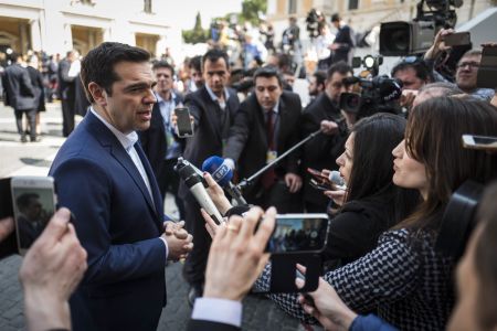 Τσίπρας: Προχωράμε παρά τις μεγάλες δυσκολίες