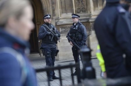 Καταδικάζει την επίθεση στο Λονδίνο η σύζυγος του δράστη