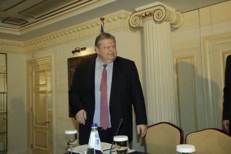 Βενιζέλος για ΣΥΡΙΖΑ: «Ψέματα βαθιά, πολιτικής και ιστορικής ενοχής»
