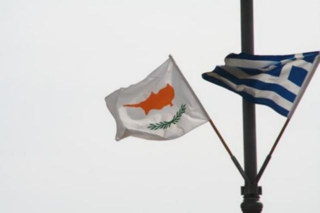 Σκληρή κριτική προς πολλές κατευθύνσεις η ομιλία Κοτζιά στην Κύπρο