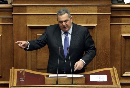 Καμμένος: Ευθύνη όλων μας το ότι κυκλοφορεί ελεύθερος ο Σημίτης