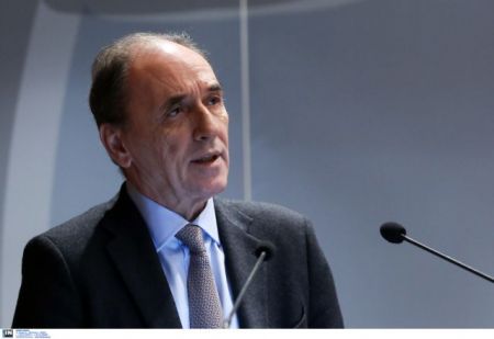 Ένταση στο περιφερειακό συμβούλιο στην Κοζάνη για τη ΔΕΗ παρουσία Σταθάκη