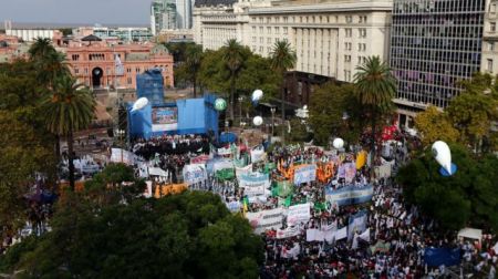 Συγκρούσεις διαδηλωτών – αστυνομίας στην Αργεντινή