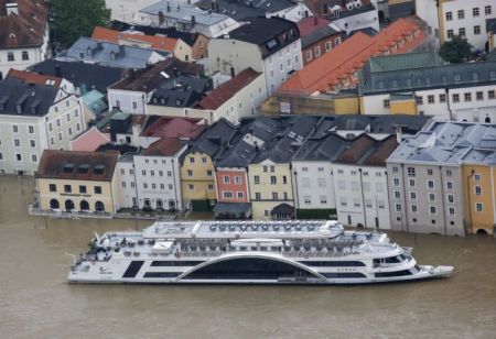 Αθήνα – Βιέννη – Βουδαπέστη με τρένο, πούλμαν και ποταμόπλοιο