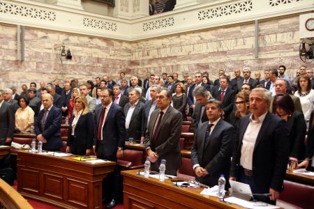 Δεν θα ψηφίσουμε τα μέτρα, ξεκαθαρίζει η ΔΗΣΥ