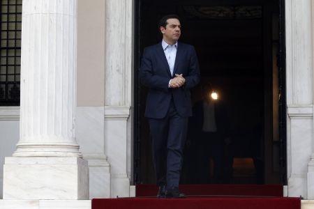 Τσίπρας: Αν δεν δοθεί λύση για το χρέος τα μέτρα δεν θα εφαρμοστούν
