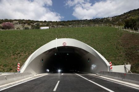 Ολοκληρώθηκε ο οδικός άξονας Αθήνας – Θεσσαλονίκης