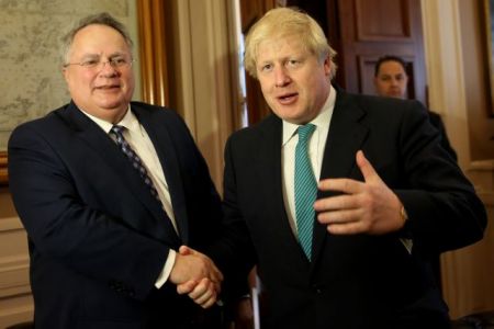 Κοτζιάς: Οι σχέσεις Ελλάδας – Βρετανίας είναι μακράς πνοής