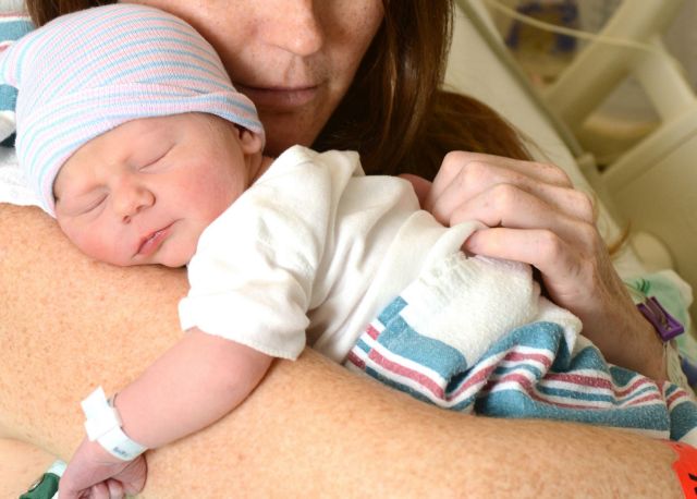 Δημογραφική βόμβα στα θεμέλια της Ελλάδας