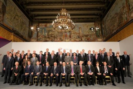 Νεες Εποχές: Το τέλος της αυταπάτης